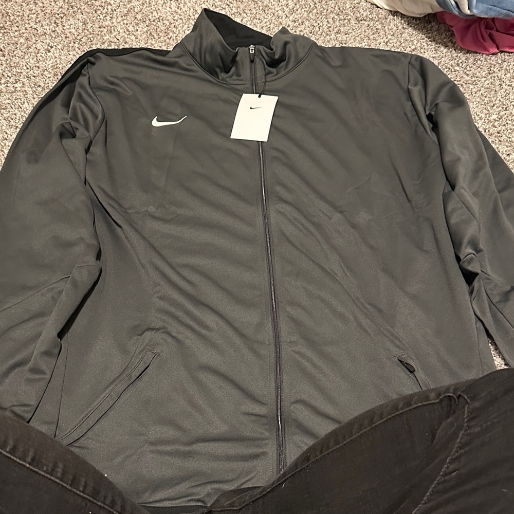 Nike Men's Charcoal Performance Jacket